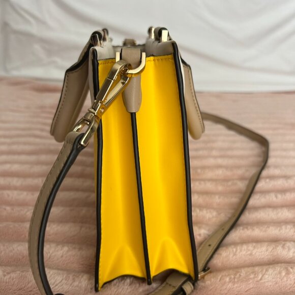 Michael Kors Tatiana Citrus Yellow Crossbody Messenger Hand Bag Satchel Vegan - Picture 3 of 15